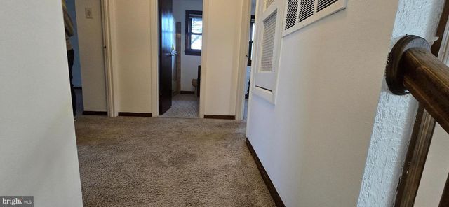 18 BELMONT RD, Bellmawr, NJ 08031