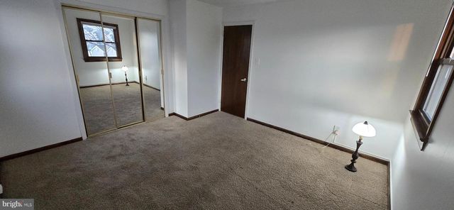 18 BELMONT RD, Bellmawr, NJ 08031