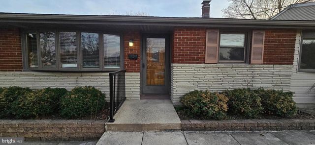 18 BELMONT RD, Bellmawr, NJ 08031