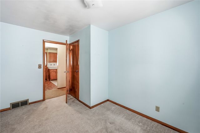 2801 Mercer West Middlesex Road, West Middlesex Boro, PA 16159