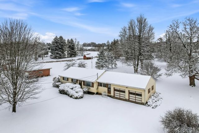 2801 Mercer West Middlesex Road, West Middlesex Boro, PA 16159