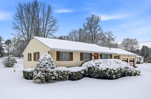 2801 Mercer West Middlesex Road, West Middlesex Boro, PA 16159