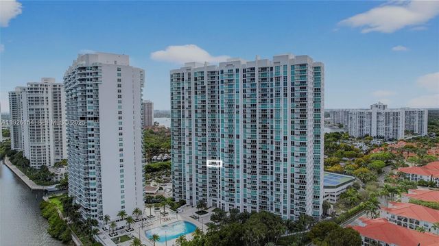 3301 NE 183 St 906, Aventura, FL 33160