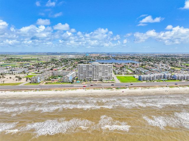 7700 Seawall Boulevard 402, Galveston, TX 77551