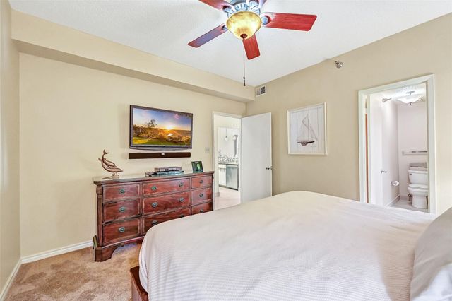 7700 Seawall Boulevard 402, Galveston, TX 77551