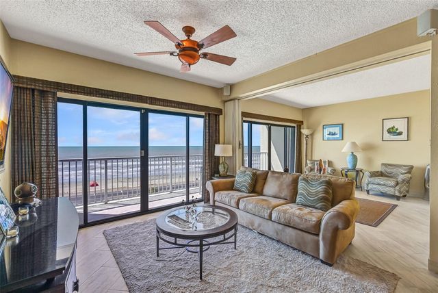 7700 Seawall Boulevard 402, Galveston, TX 77551