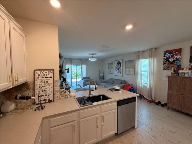 3925 ANGOLA LANE, Sanford, FL 32771