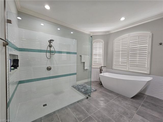 8944 Lely Island CIR, Naples, FL 34113