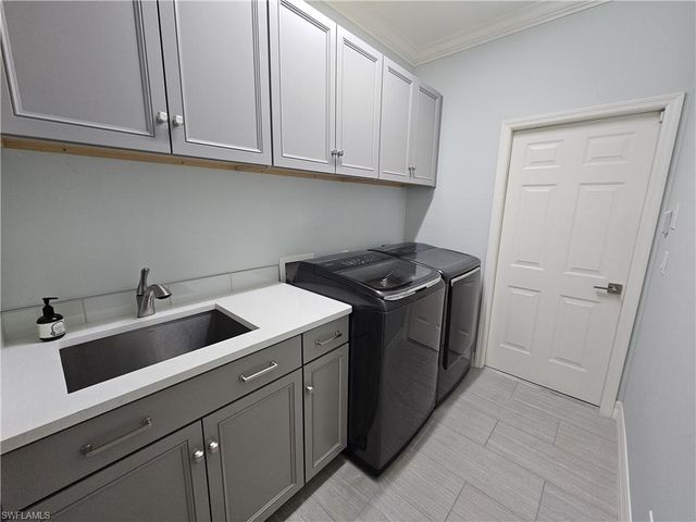 8944 Lely Island CIR, Naples, FL 34113