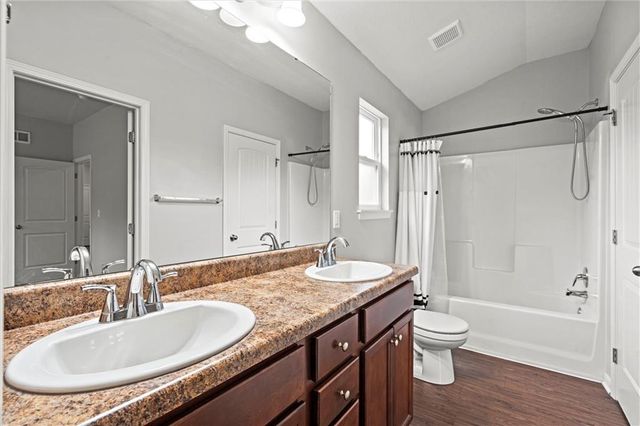 31911 W 172nd Street, Gardner, KS 66030