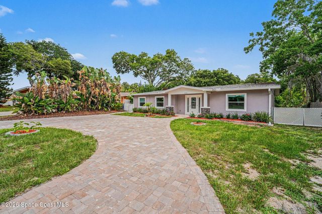 20 Hardee Circle N, Rockledge, FL 32955