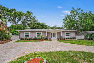 20 Hardee Circle N, Rockledge, FL 32955