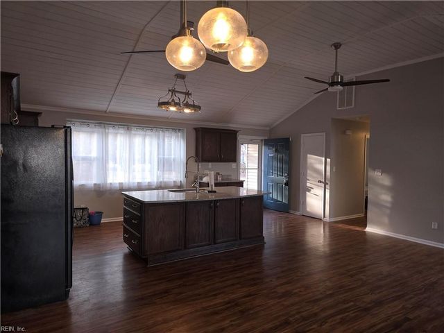 4563 Shoshone CT, Norfolk, VA 23513