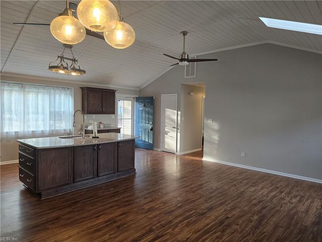 4563 Shoshone CT, Norfolk, VA 23513