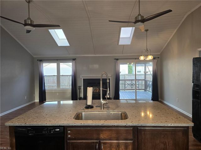 4563 Shoshone CT, Norfolk, VA 23513