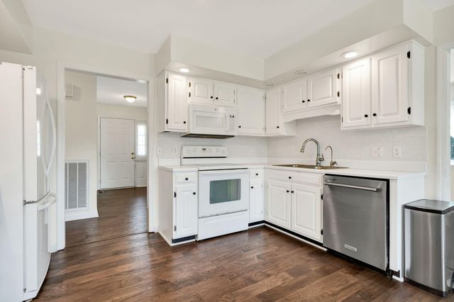 916 Canebreak Drive, Chattanooga, TN 37415