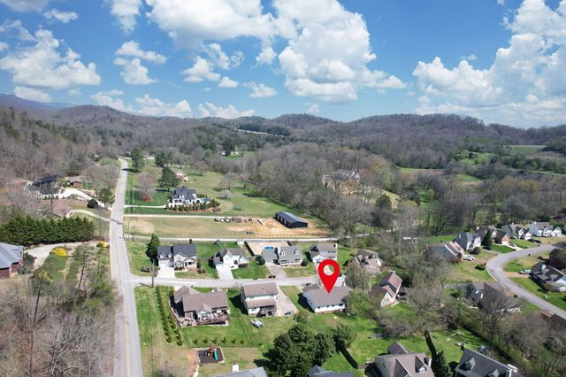 916 Canebreak Drive, Chattanooga, TN 37415