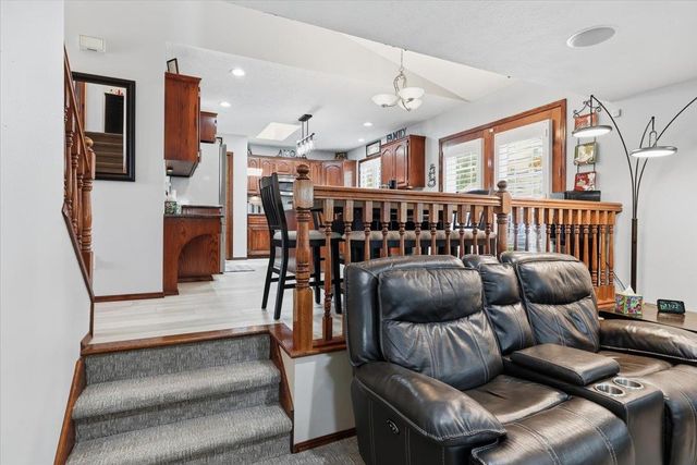 8310 N Forest Ct, Spokane, WA 99208