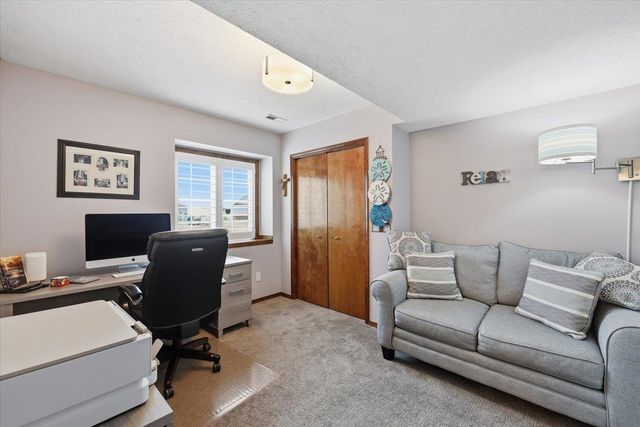 8310 N Forest Ct, Spokane, WA 99208
