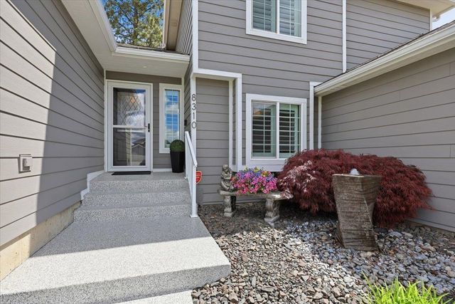 8310 N Forest Ct, Spokane, WA 99208