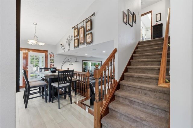 8310 N Forest Ct, Spokane, WA 99208