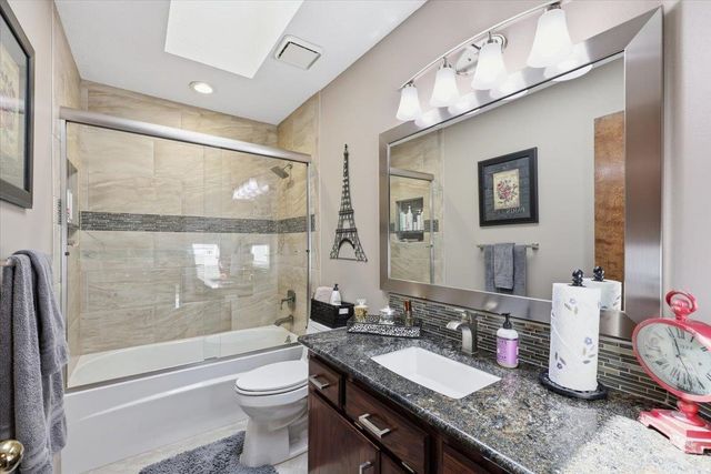 8310 N Forest Ct, Spokane, WA 99208
