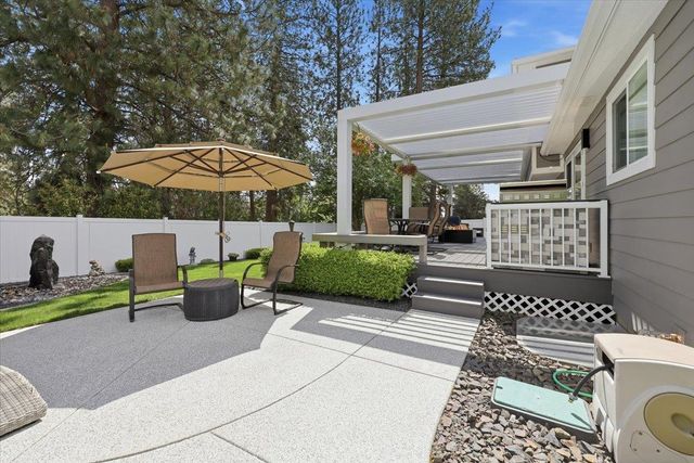 8310 N Forest Ct, Spokane, WA 99208