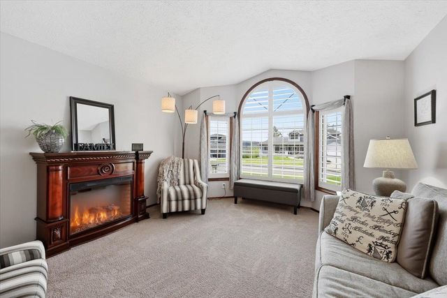 8310 N Forest Ct, Spokane, WA 99208