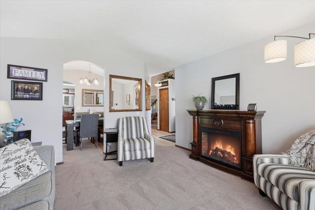 8310 N Forest Ct, Spokane, WA 99208