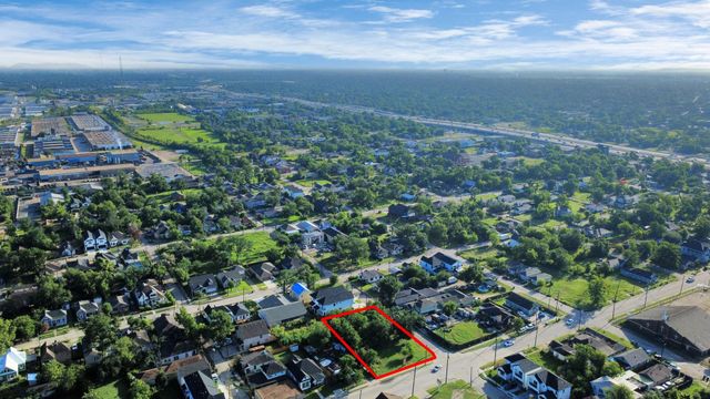 2319 Lorraine Street, Houston, TX 77026
