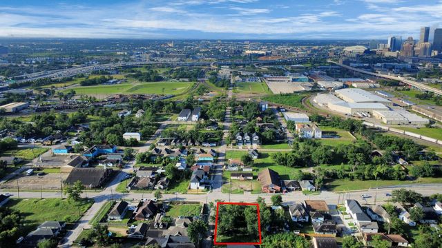 2319 Lorraine Street, Houston, TX 77026