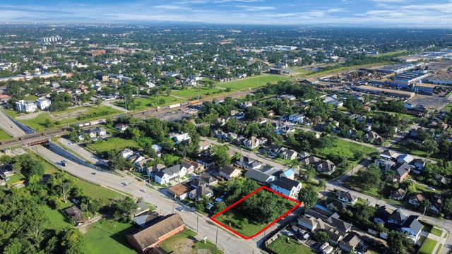 2319 Lorraine Street, Houston, TX 77026