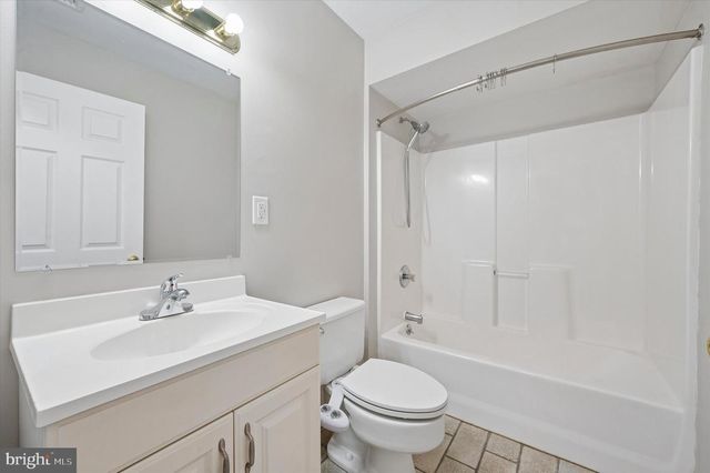 431 IROQUOIS ST, Essington, PA 19029