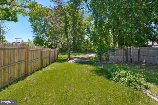 431 IROQUOIS ST, Essington, PA 19029