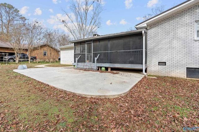 2006 County Park Road, Scottsboro, AL 35769
