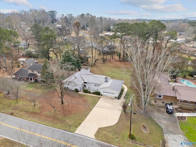 2006 County Park Road, Scottsboro, AL 35769