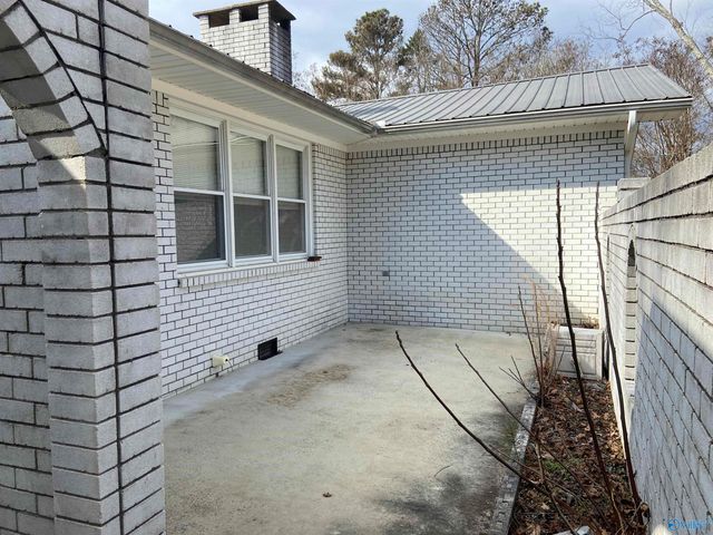 2006 County Park Road, Scottsboro, AL 35769