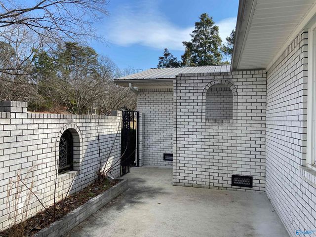 2006 County Park Road, Scottsboro, AL 35769