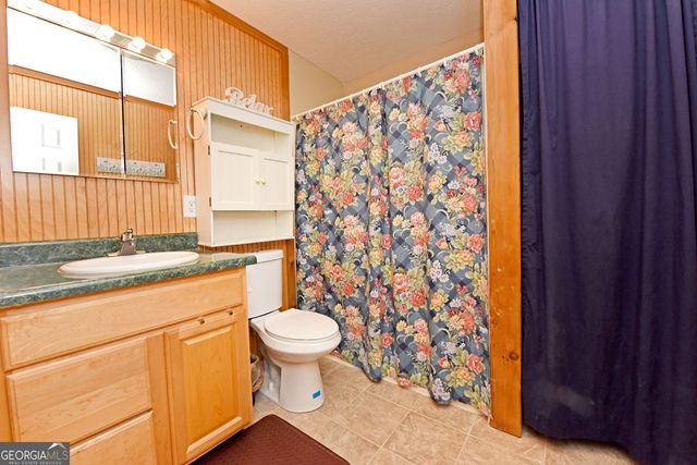 501 Sunnyside Shores Road, Hiawassee, GA 30546