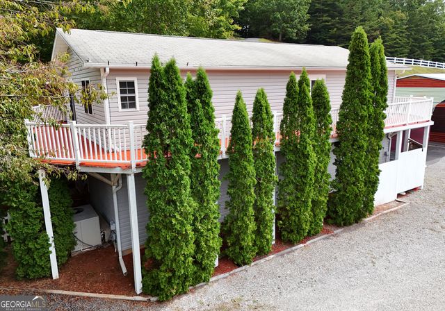 501 Sunnyside Shores Road, Hiawassee, GA 30546
