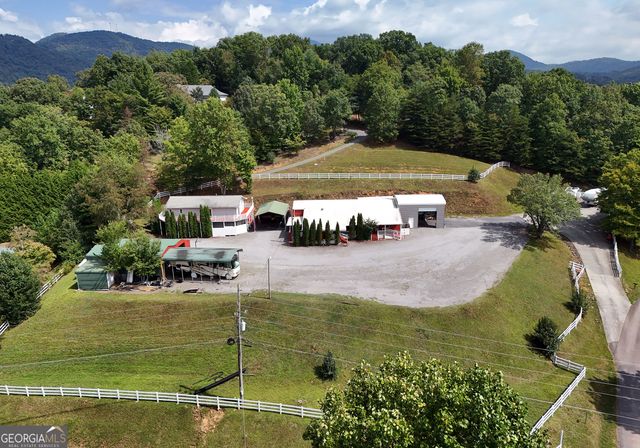 501 Sunnyside Shores Road, Hiawassee, GA 30546