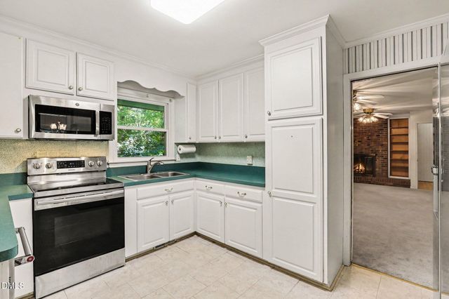 1025 Warren Avenue, Cary, NC 27511