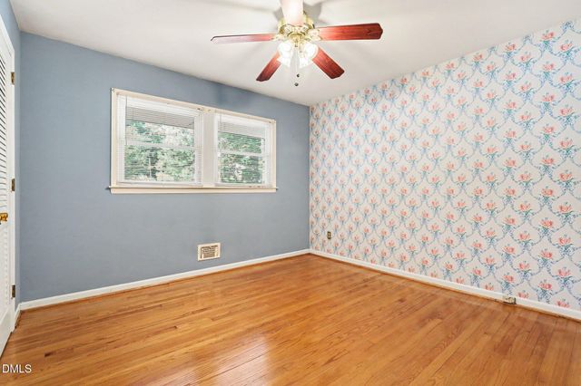 1025 Warren Avenue, Cary, NC 27511