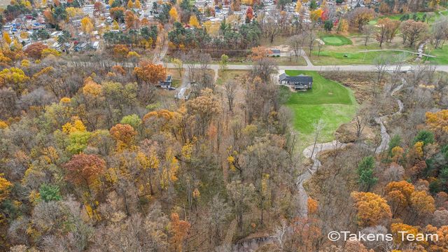 2729 138th Avenue, Dorr, MI 49323