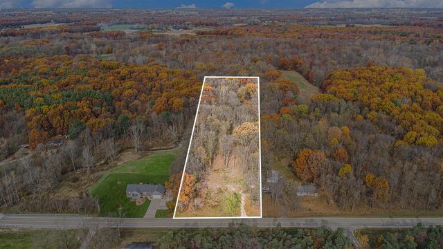 2729 138th Avenue, Dorr, MI 49323