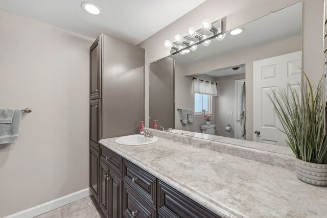 34665 Esper Drive, Sterling Heights, MI 48312