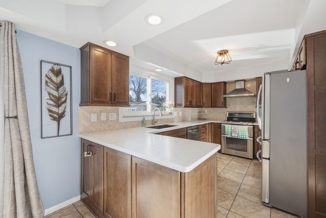 34665 Esper Drive, Sterling Heights, MI 48312