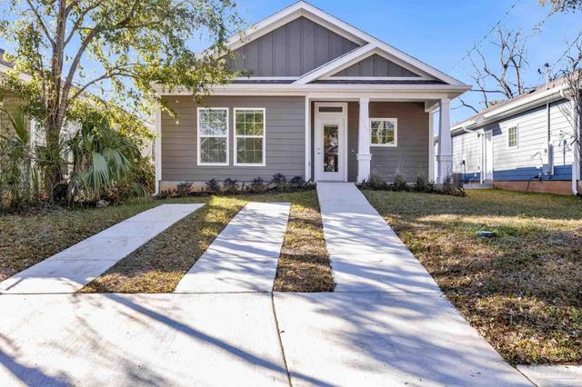 1105 W Gonzales St, Pensacola, FL 32501