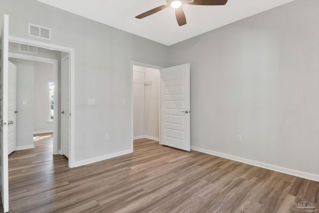 1105 W Gonzales St, Pensacola, FL 32501