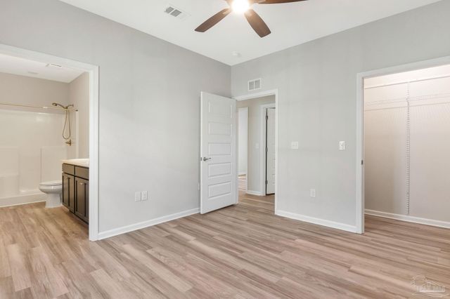 1105 W Gonzales St, Pensacola, FL 32501